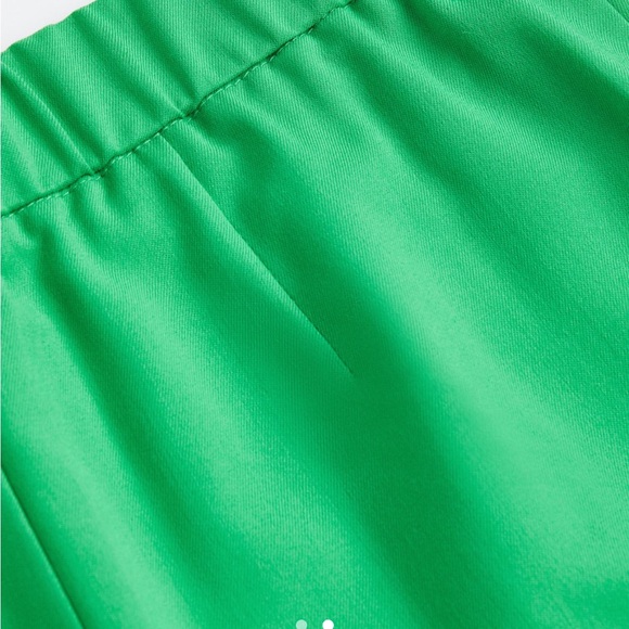 Worn once! Smoke free home. - Picture 2 of 3